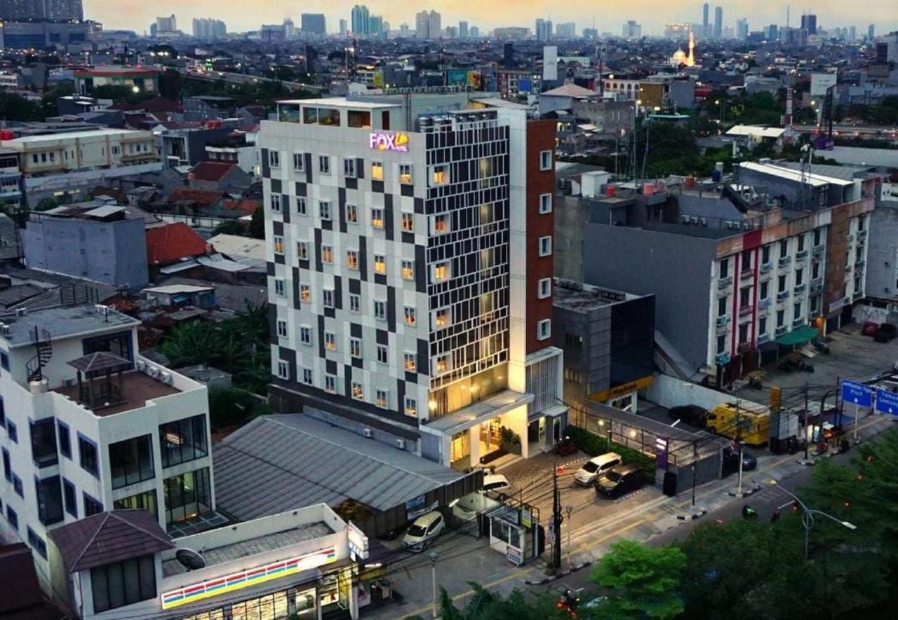 Fox Lite Grogol Jakarta Luaran gambar